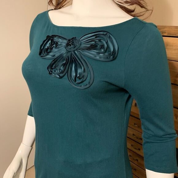 Ann Taylor LOFT Hunter green T-shirt - Picture 2 of 12